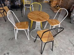 Một số mẫu thiết kế bàn ghế cà phê sắt cơ bản nhất hiện nay