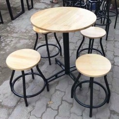 Bộ bàn ghế Cafe chân sắt mặt gỗ TT01