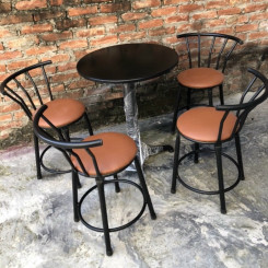 Bộ bàn ghế cafe chân sắt mặt gỗ nan Bộ bàn ghế cafe chân sắt mặt gỗ nan