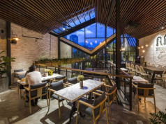 Lựa chọn bàn ghế cà phê theo phong cách quán như thế nào? Lựa chọn bàn ghế cà phê theo phong cách quán như thế nào?